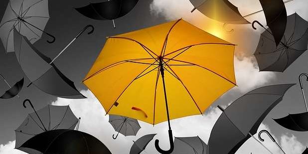 yellow-gray-umbrellas