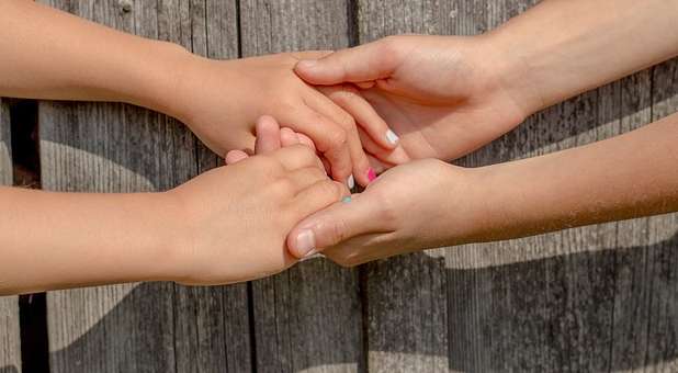 hands-holding-appropriate